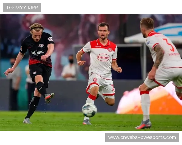 勒沃库森6-0海登海姆:主队小将首球落泪 勒沃库森6-0海登海姆:主队小将首球落泪