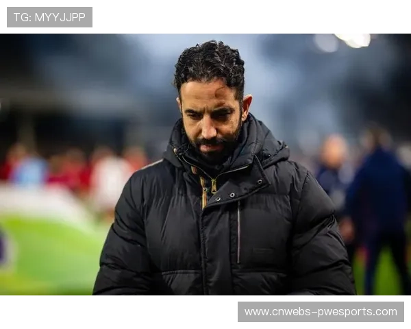 曼联主帅阿莫林谈执教一年:感受世界最佳联赛,期待球队更具统治力 曼联主帅阿莫林谈执教一年:感受世界最佳联赛,期待球队更具统治力